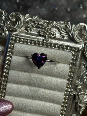 4ct Dark Purple Heart Moissanite S925 Sterling Silver Ring Size 8 Solitaire